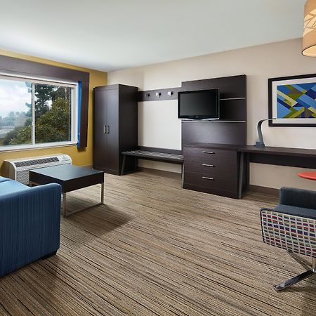 Holiday Inn Express Hotel & Suites Belmont By Ihg Екстериор снимка
