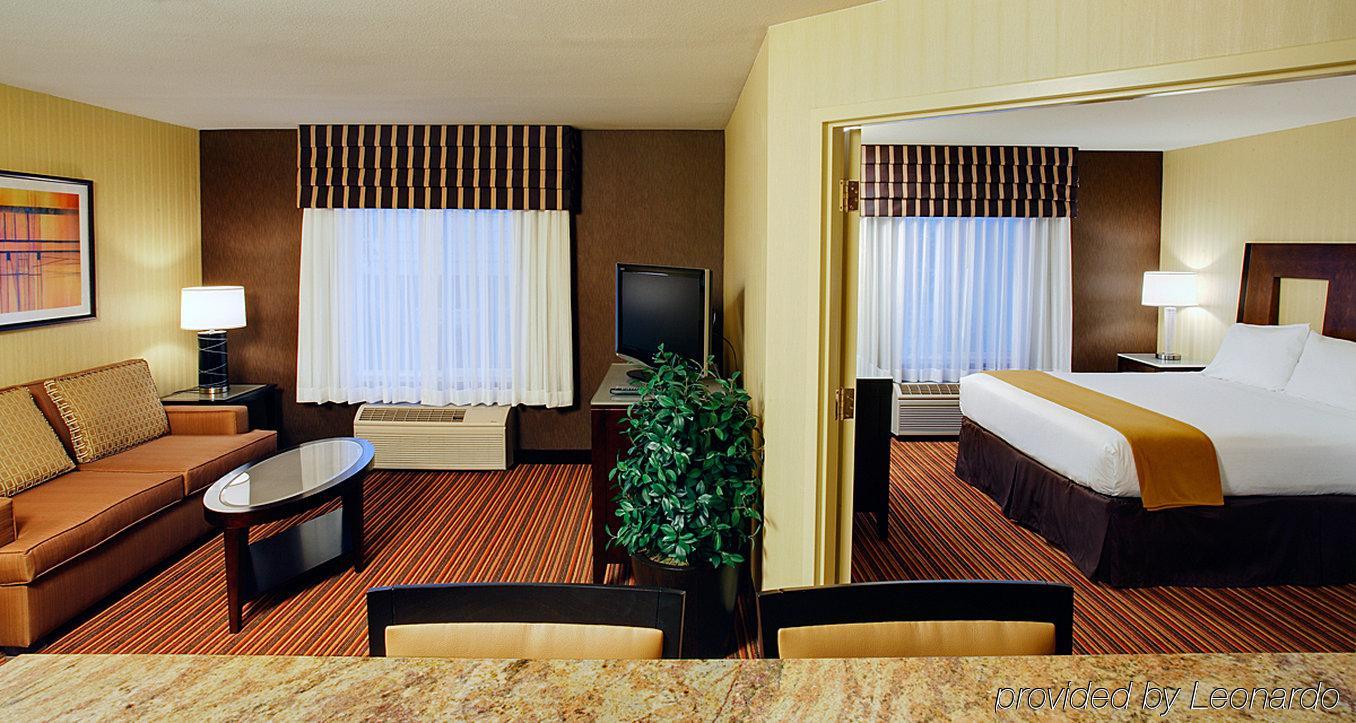 Holiday Inn Express Hotel & Suites Belmont, An Ihg Hotel Екстериор снимка
